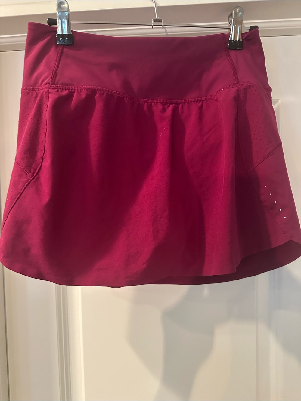Athleta Berry Pink Circle Skort with Side Vent Detail with built in shorts